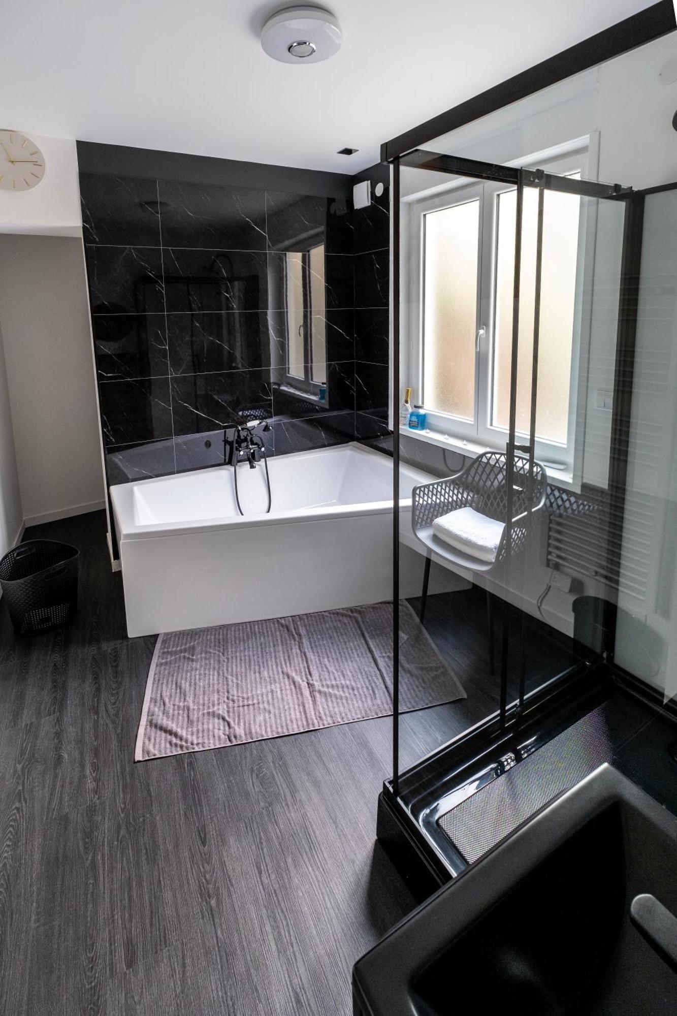 Love Room « L'Etreinte Doree » Illiers-Combray المظهر الخارجي الصورة